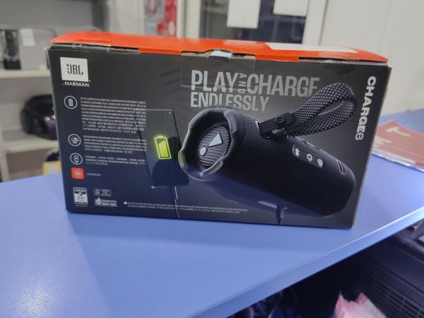 Купить JBL Charge 6 в Иркутск за 10500 руб.