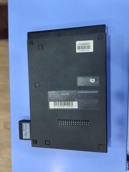 Купить Sony PlayStation 2 Slim (SCPH-90008) в Иркутск за 3200 руб.