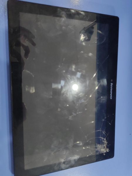 Купить Lenovo Tab 2 16GB (A10-70L) (с SIM) в Иркутск за 1000 руб.