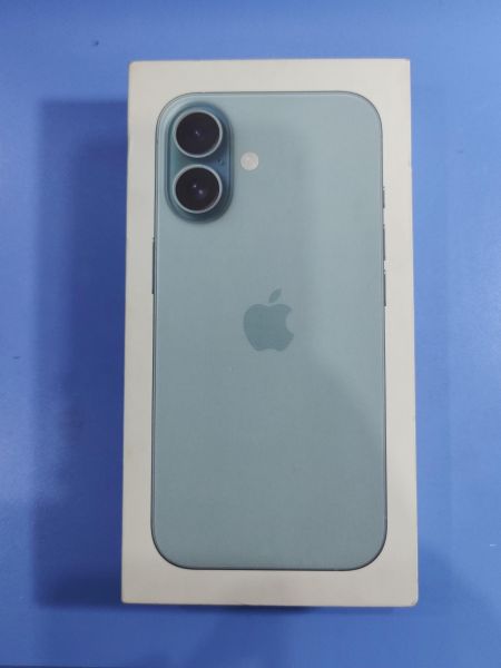 Купить Apple iPhone 16 128GB в Иркутск за 46300 руб.