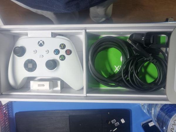 игровая приставка Microsoft Xbox Series S 1TB в Иркутск