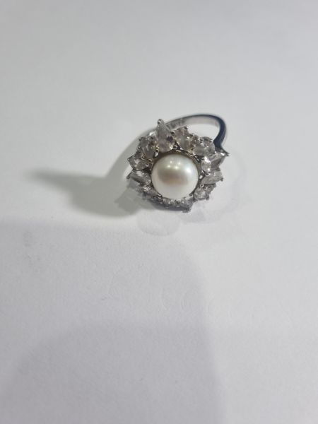 Купить Кольцо серебро 925 2,95g, вес изделия 7.95g, размер 20 в Иркутск за 650 руб.