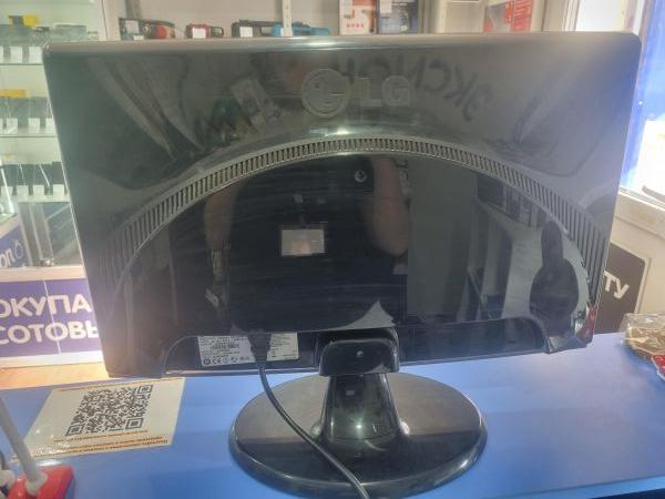 Купить LG W2253S в Иркутск за 1300 руб.