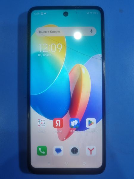 Купить TECNO Spark Go 2024 4/64GB (BG6) Duos в Иркутск за 1500 руб.