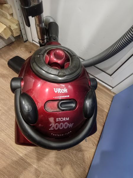 напольный пылесос Vitek VT-1825 (2000 Вт) в Иркутск