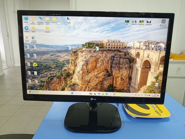 Купить LG 22MP48D-P в Усть-Илимск за 2700 руб.