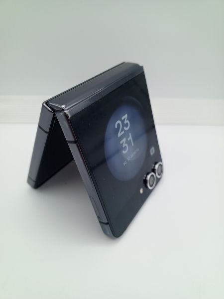 Купить Samsung Galaxy Z Flip 5 8/512GB (F731B) Duos в Усть-Илимск за 33900 руб.