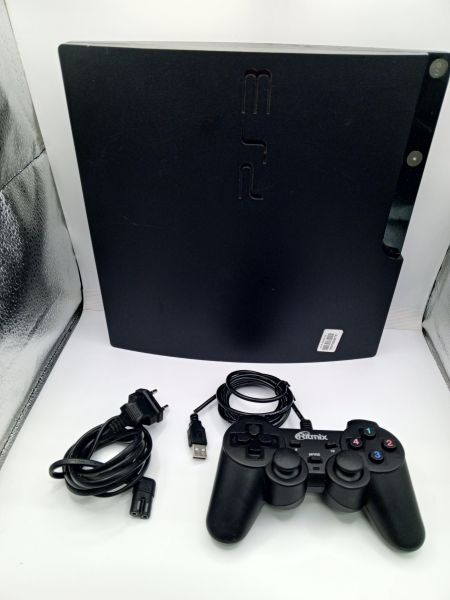 Купить Sony PlayStation 3 Slim 750GB (CECH-2008A) в Усть-Илимск за 10400 руб.
