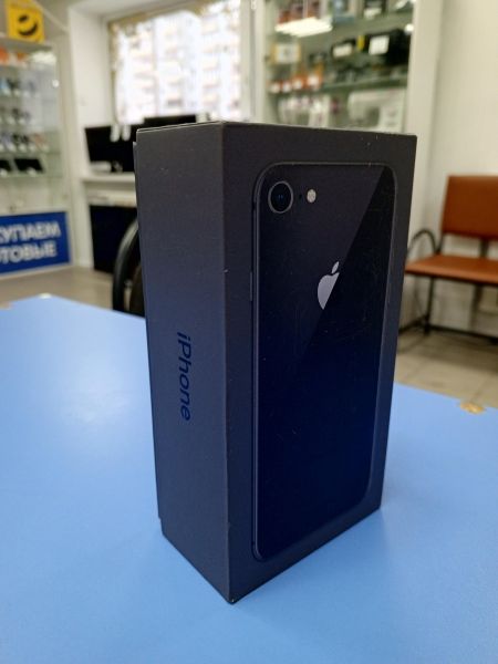 Купить Apple iPhone 8 256GB в Усть-Илимск за 8100 руб.