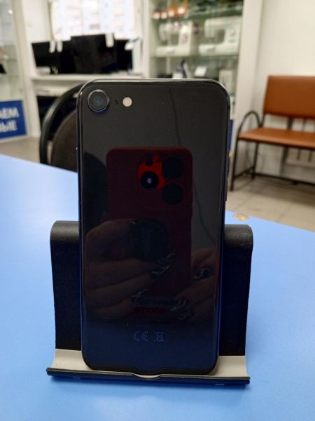 Купить Apple iPhone 8 256GB в Усть-Илимск за 8100 руб.