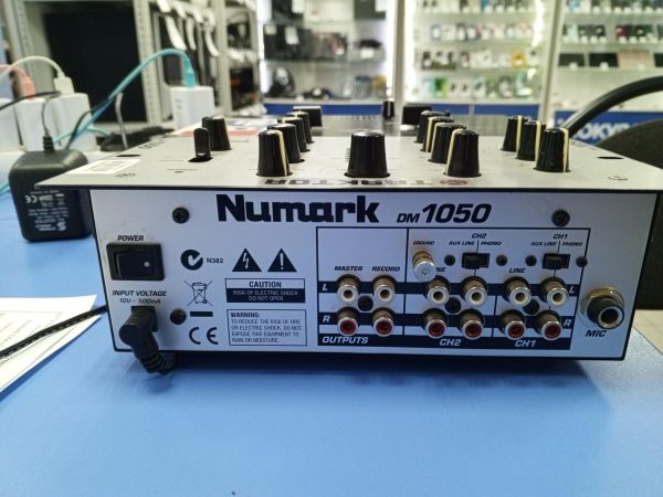 Купить Numark DM1050 в Усть-Илимск за 2700 руб.