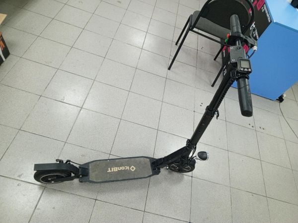 Купить iconBIT Street W85 в Усть-Илимск за 7000 руб.