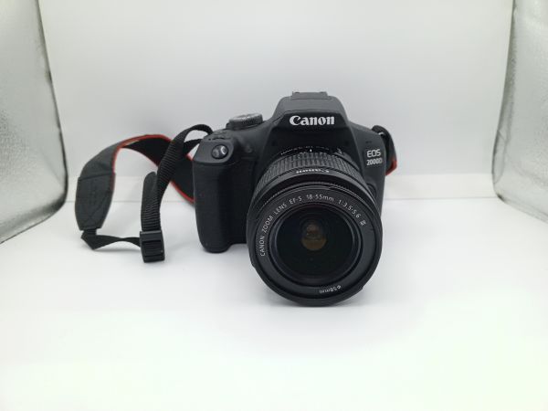 Купить Canon EOS 2000D (DS126741) kit с СЗУ в Усть-Илимск за 16300 руб.