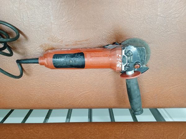 шлифмашина угловая сетевая Hilti AG 125-19 SE в Усть-Илимск