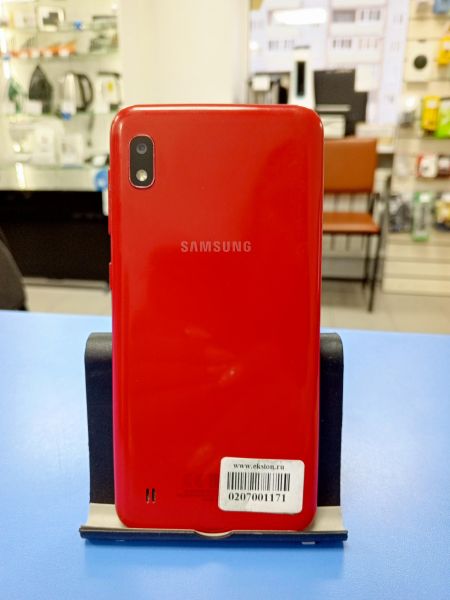 Купить Samsung Galaxy A10 2019 2/32GB (A105F) Duos в Усть-Илимск за 2200 руб.
