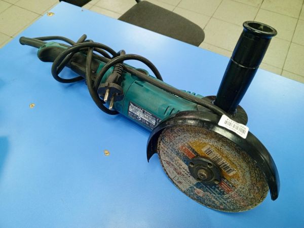 Купить Makita GA6021C в Усть-Илимск за 5300 руб.