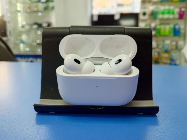 Купить Apple AirPods Pro 2 (A3047, A3048, A3049) в Усть-Илимск за 5400 руб.