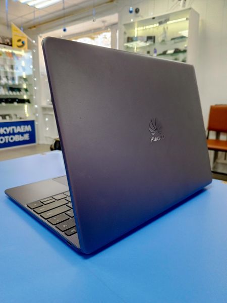 Купить Huawei MateBook 13 (WRT-W19) (SSD 256 GB) в Усть-Илимск за 15000 руб.