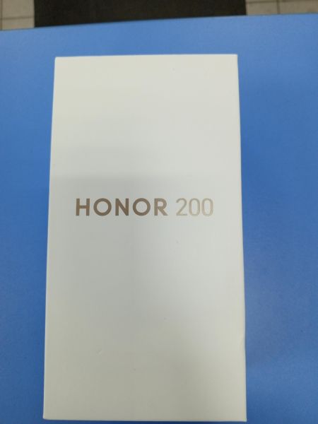 Купить Honor 200 12/512GB (ELI-NX9) Duos в Усть-Илимск за 24800 руб.