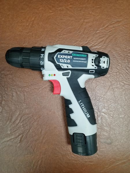 Купить Electrolite Expert 12/2.0 с СЗУ в Усть-Илимск за 1100 руб.