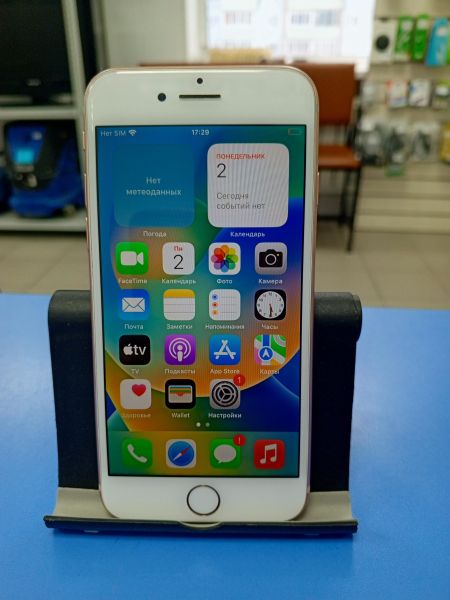 Купить Apple iPhone 8 64GB в Усть-Илимск за 5400 руб.