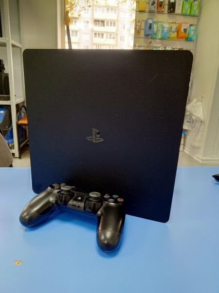Купить Sony PlayStation 4 Slim 500GB (CUH-2016A) в Усть-Илимск за 14900 руб.
