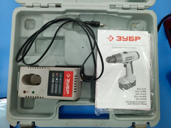 Купить ЗУБР ЗДА-14.4-К с СЗУ в Усть-Илимск за 1300 руб.