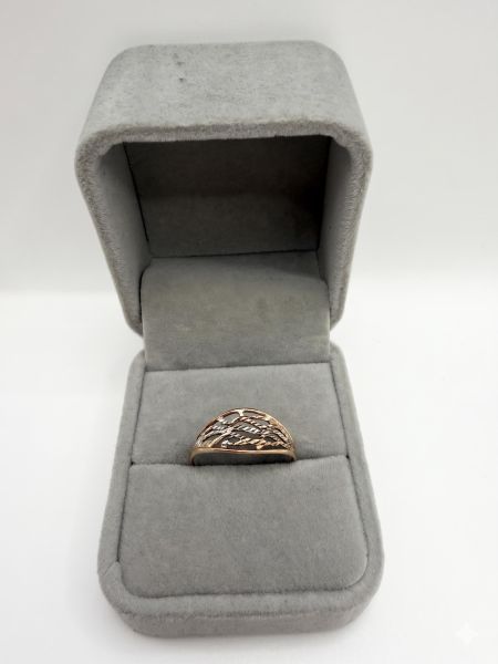золотые кольца Кольцо золото 585 1,53g, вес изделия 1.53g, размер 20 в Иркутск