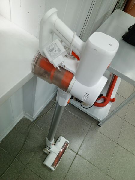 вертикальный пылесос Xiaomi Mi Vacuum Cleaner G20 Lite в Усть-Илимск