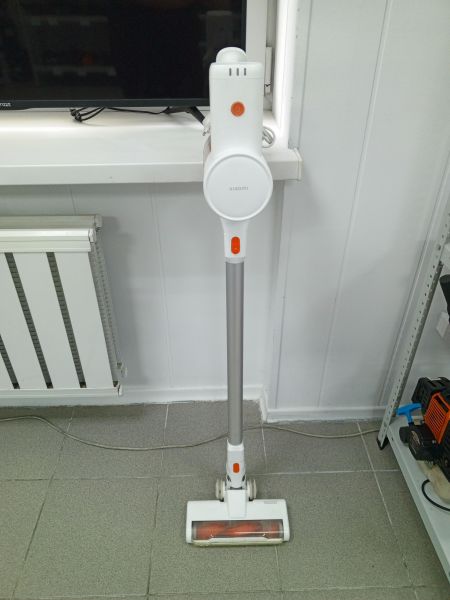 вертикальный пылесос Xiaomi Mi Vacuum Cleaner G20 Lite в Усть-Илимск