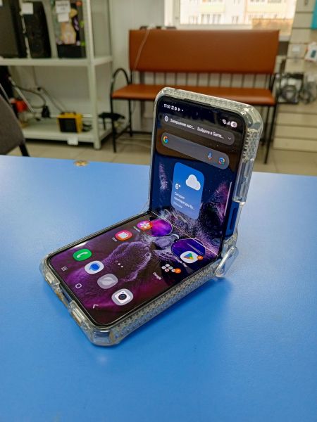 сотовый телефон Samsung Galaxy Z Flip 5 8/512GB (F731B) Duos в Усть-Илимск