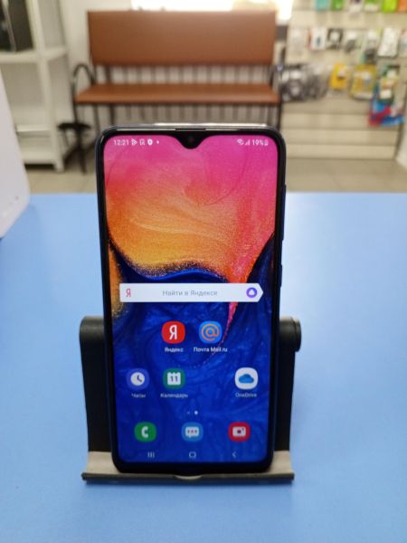 сотовый телефон Samsung Galaxy A10 2019 2/32GB (A105F) Duos в Усть-Илимск