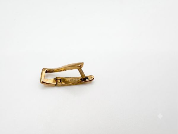 золотая серьга одна Серьга одна золото 585 1,12g, вес изделия 1.12g в Иркутск