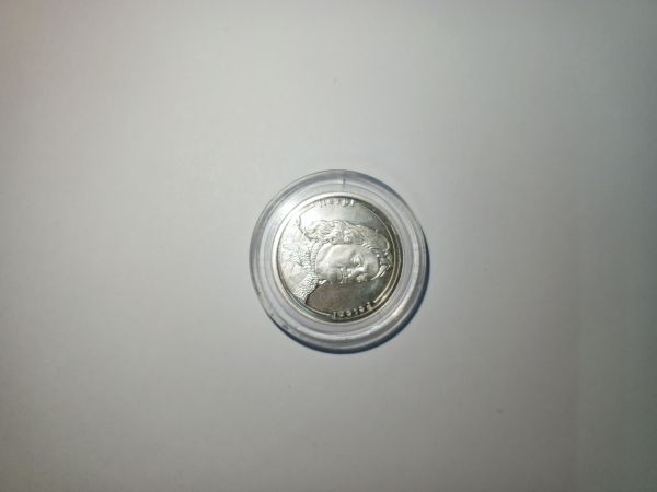 серебряная монета Монета серебро 925 6,28g, вес изделия 6.28g в Иркутск