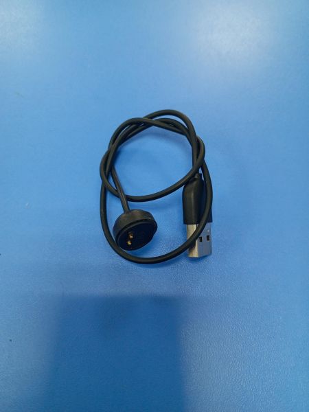 умные часы и браслеты Xiaomi Mi Smart Band 5 (XMSH10HM) c СЗУ в Усть-Илимск