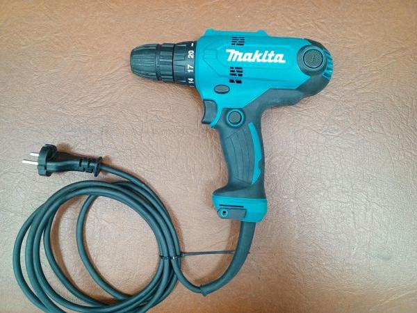 шуруповёрт сетевой Makita DF0300 в Усть-Илимск