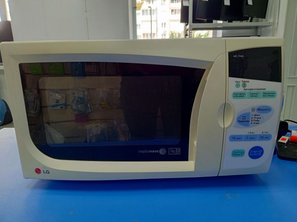 микроволновая печь (свч) LG MS-194A в Усть-Илимск