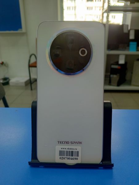 сотовый телефон TECNO Spark 30C 6/128GB (KL5n) Duos в Усть-Илимск