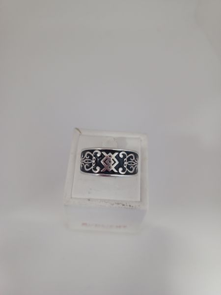 серебряное кольцо Кольцо серебро 925 5,52g, вес изделия 5.52g, размер 18 в Иркутск