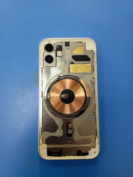 сотовый телефон Apple iPhone 12 128GB в Усть-Илимск
