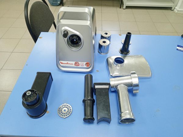 мясорубка Moulinex HV3 ME306832 в Усть-Илимск