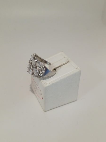 серебряное кольцо Кольцо серебро 925 2,41g, вес изделия 3.68g, размер 19 в Усть-Илимск