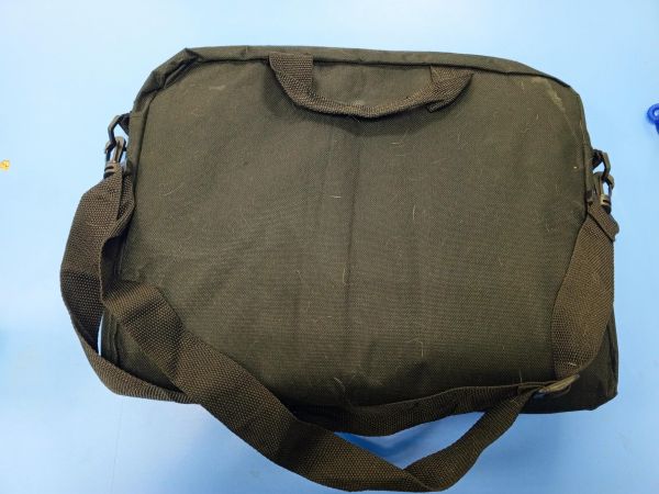 ноутбук DEXP Atlas M16-I5W301 в Усть-Илимск