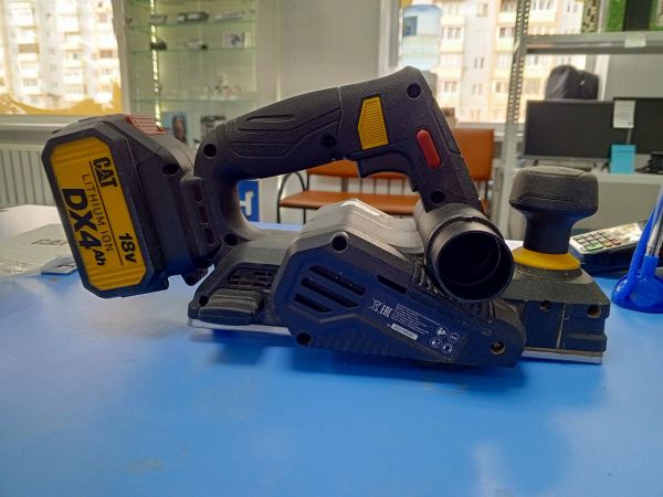 электрорубанок CAT DX81B с СЗУ в Усть-Илимск