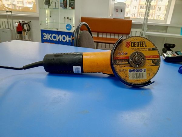 шлифмашина угловая сетевая ВИХРЬ УШМ-125/800 в Усть-Илимск