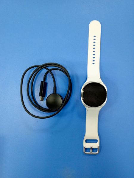 умные часы и браслеты Samsung Galaxy Watch 8 40mm (SM-L325F) с СЗУ в Усть-Илимск
