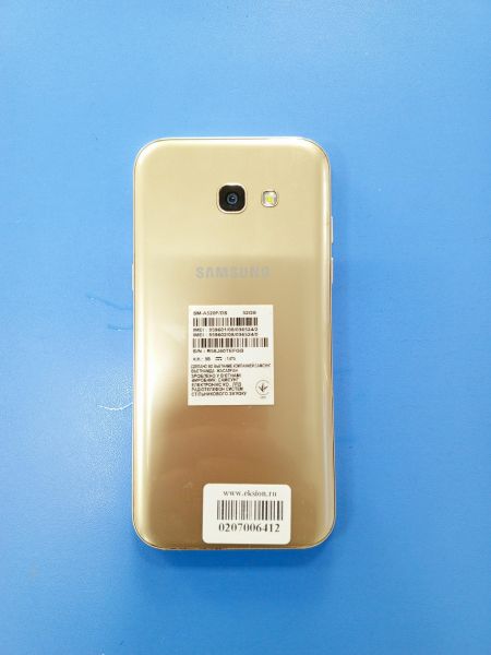 сотовый телефон Samsung Galaxy A5 2017 3/32GB (A520F) Duos в Усть-Илимск