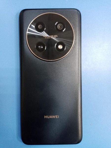 Купить Huawei Nova 12i 8/128GB (CTR-L81) Duos в Ангарск за 7800 руб.