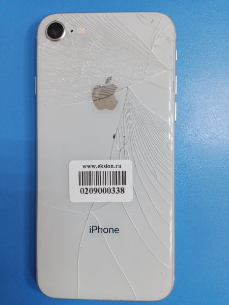 Купить Apple iPhone 8 64GB в Ангарск за 3000 руб.