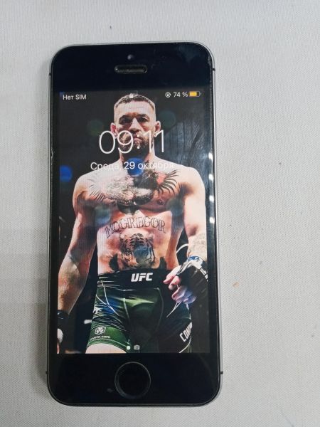 Купить Apple iPhone SE 1st gen. 2016 16GB в Ангарск за 2300 руб.